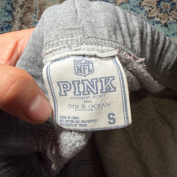 2010 VS Pink Carolina Panthers set - Picture 9 of 10